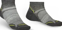 Bridgedale Socks|Socks-Mens Hike Ultralight T2 Coolmax Performance Low Socks - Graphite