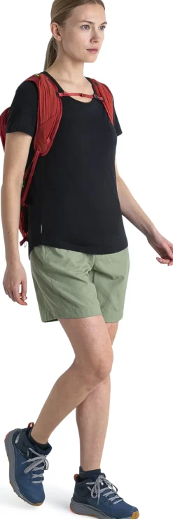 Icebreaker T-Shirts & Baselayers-Womens Merino 125 Cool-Lite Sphere III SS Scoop Tee - Black
