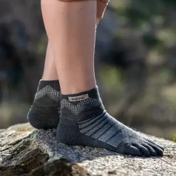 Injinji Socks|Socks-Unisex Outdoor Midweight Merino Mini Crew Toe Socks - Slate