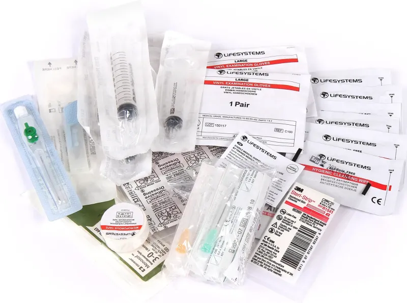 Lifesystems First Aid-Sterile First Aid Kit