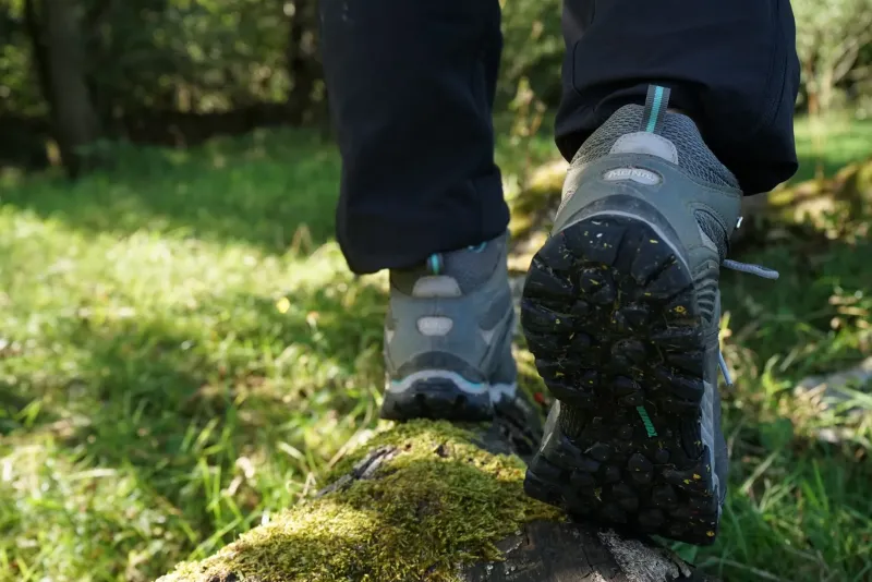 Meindl Hiking Shoes & Boots|Mid Height Boots-Womens Respond Mid II GTX Boots - Anthracite-Turquoise