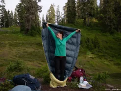 Thermarest Backpacking & Lightweight Sleeping Bags-Therm-a-Rest Corus -6C Sleeping Quilt - Regular