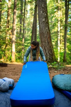 Thermarest Family & Leisure Camp Beds And Sleeping Mats-Therm-a-Rest MondoKing 3D Self Inflating Mat - Large