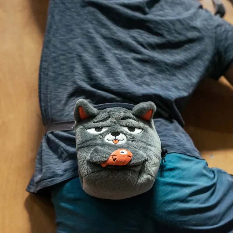 YY Chalk & Chalkbags-Vertical Chalk Bag - Grey Cat